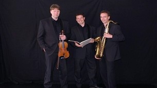 Het Piano Salontrio, piano viool en saxofoon