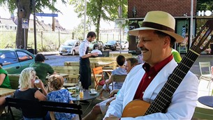 7 jaar getrouwd - Zanger Gitarist Ricco
