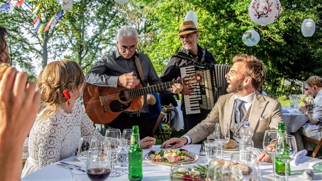 Zanger Gitarist Guy is gestopt - , image 4950