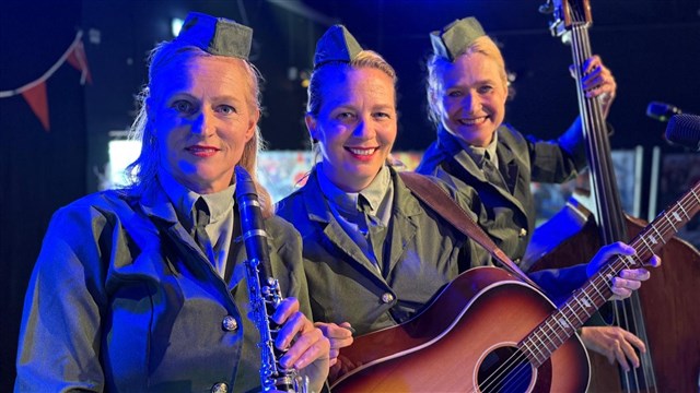 Jennys Darlings - De Nederlandse Andrews Sisters, image 5578