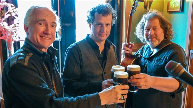 Brogans Bar - Iers Muziektrio, image 5586