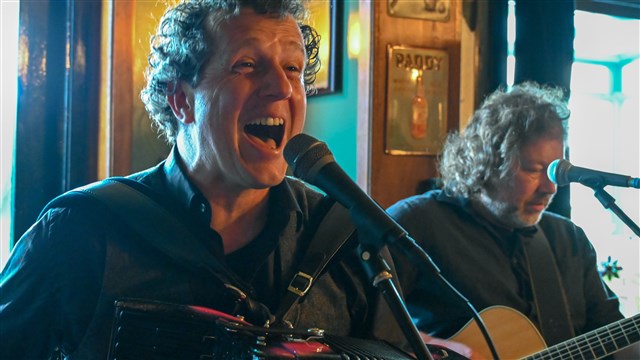Brogans Bar - Iers Muziektrio, image 5589