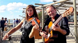 Blue Beats, Akoestisch Mediterraan Muziekduo