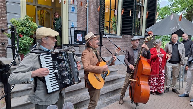 Cafe Bellevue - Akoestisch Muziektrio, image 5672